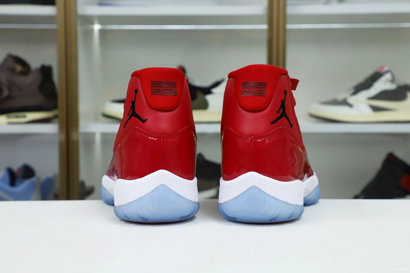 11 96 LIKE RETRO JORDAN 378037-623 WIN 0806